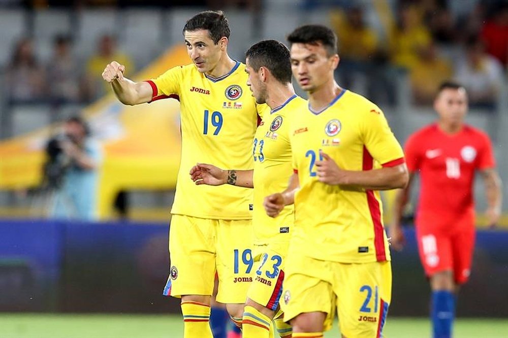 'La Roja' cae ante Rumanía tras ir ganando por 0-2. EFE