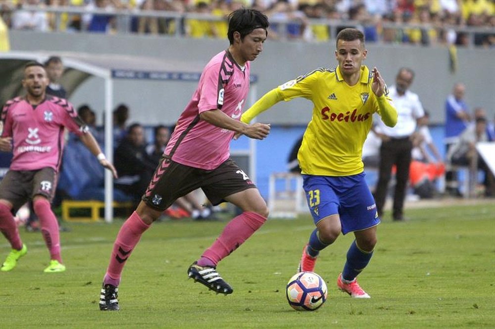 El Tenerife volverá a debutar, un año más, como visitante en la Copa. EFE/Archivo
