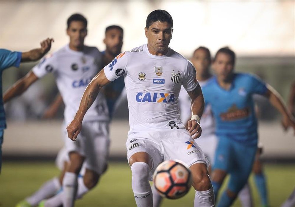Santos consiguió llevarse el duelo de ida ante Paranaense. EFE/Archivo