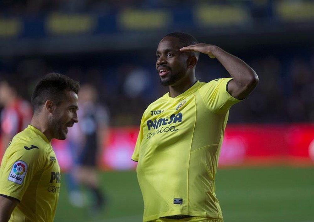 Bakambu seguirá en el Villarreal hasta el 2022. EFE/Archivo