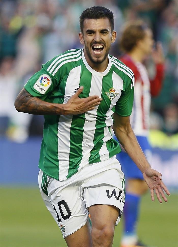 Betis coach Setien is still hopeful about Ceballos will stay at the club. EFE/Archivo