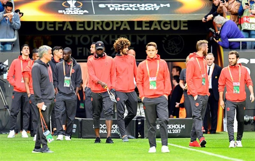 Jose Mourinho wants to overcome his former club Real Madrid. EFE