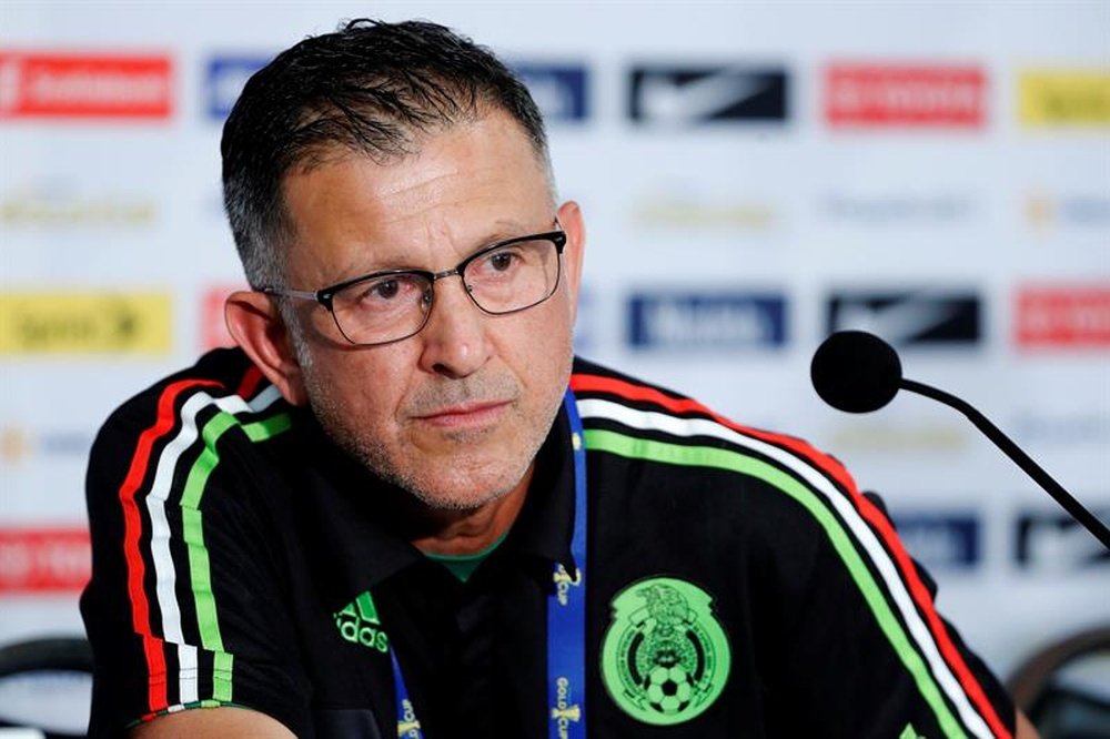 Juan Carlos Osorio sigue siendo el técnico de México. EFE