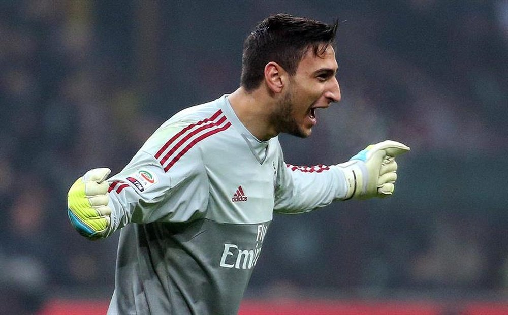 Donnarumma could leave AC Milan with Europe's top clubs interested. EFE/Archivo