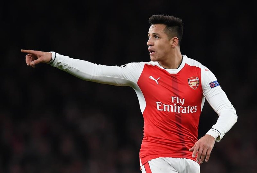 Alexis estaría decidido a abandonar el Arsenal. EFE/Archivo
