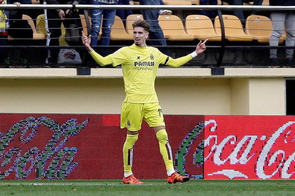 Castillejo tiene claro que se ve en el Villarreal por mucho tiempo. EFE