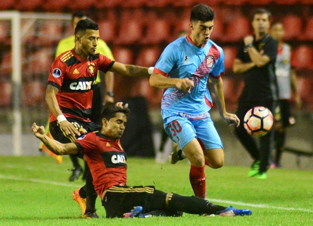 Sport Recife venció por 2-1 a Arsenal de Sarandí. EFE/Archivo