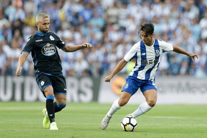 Óliver admite hipótese de saída, mas só depois de ganhar títulos pelo FC Porto