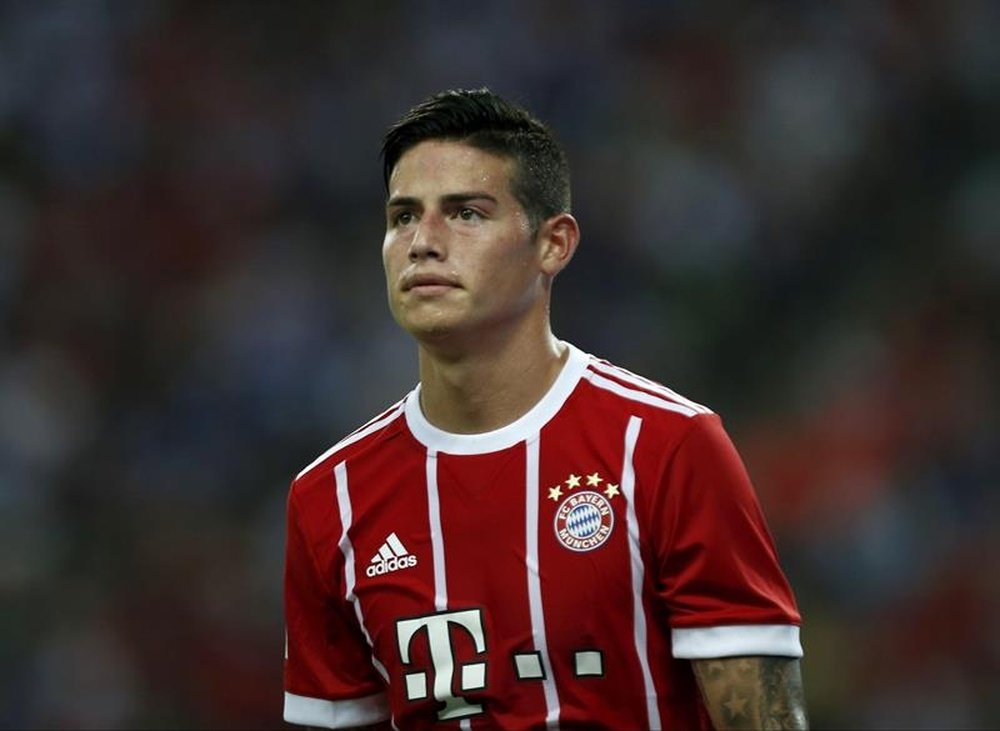James is out for 'weeks' with thigh injury. EFE/Archivo
