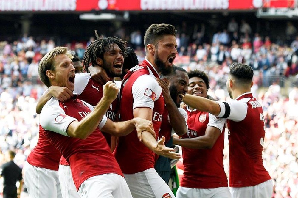 Is Giroud the best target man in world football? EFE