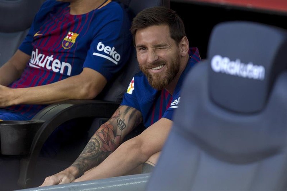 Messi will stay at Barcelona, according to 'Mundo Deportivo'. EFE