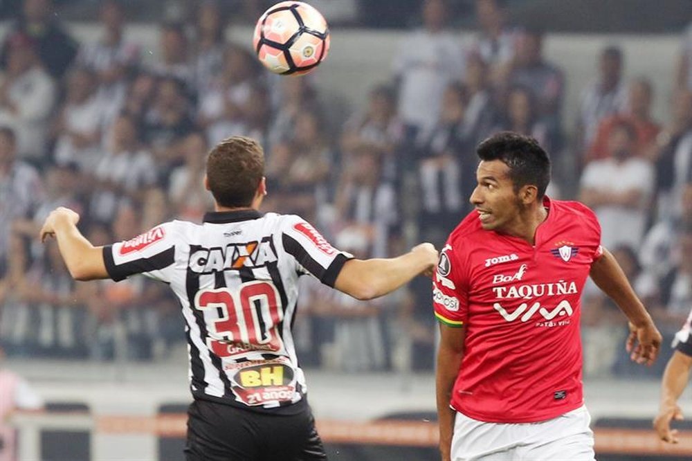 Atlético Mineiro podría ceder a uno de sus jugadores al CRB. EFE/Archivo