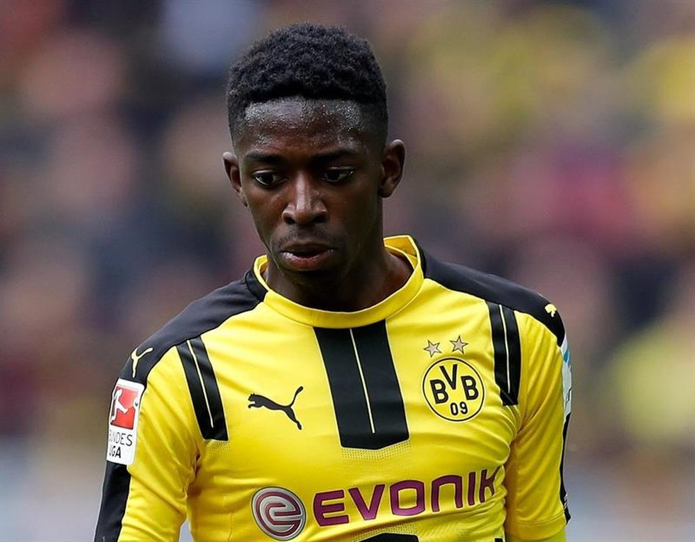 Dembele has been suspended after missing Dortmund's training. EFE/Archivo