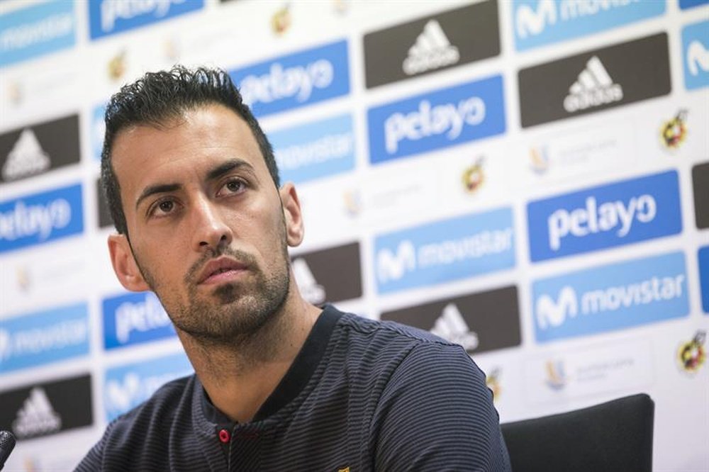 Busquets criticó los pitos del Bernabéu . EFE