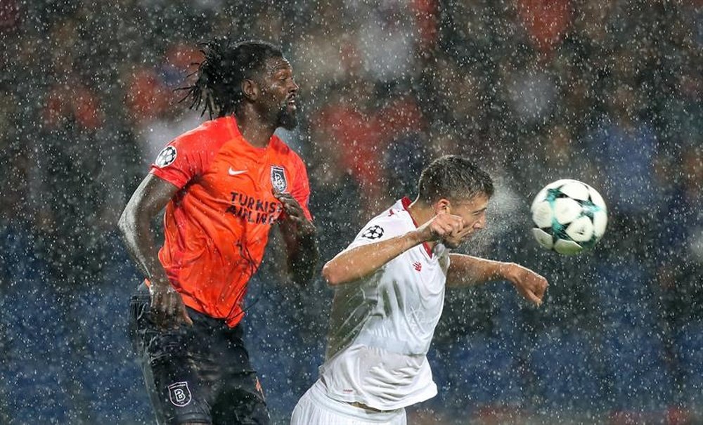 El diluvio cayó en Estambul esta noche. EFE