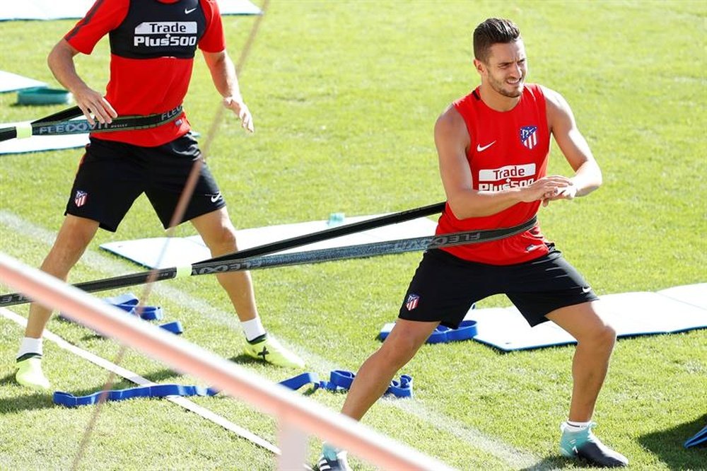 El Atlético volvió a entrenarse tras el empate ante el Girona. EFE