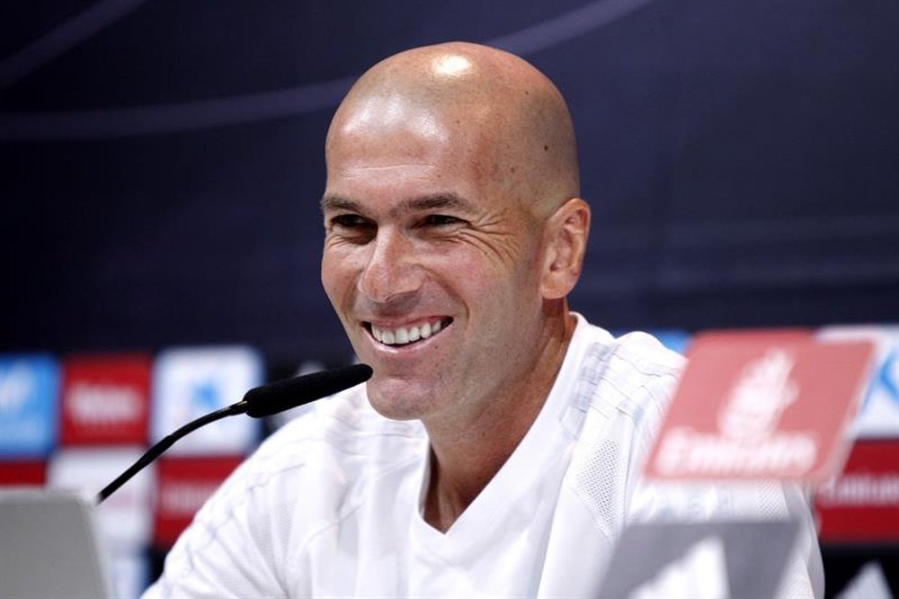Zidane desató las risas en la sala de prensa. EFE