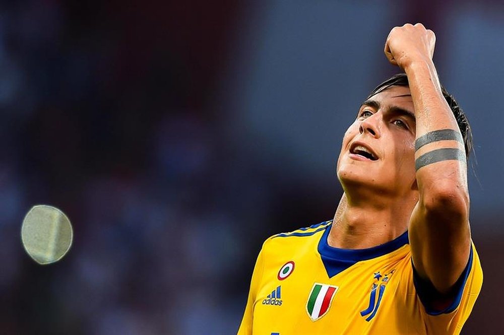 El United está interesasdo en fichar a Dybala. EFE