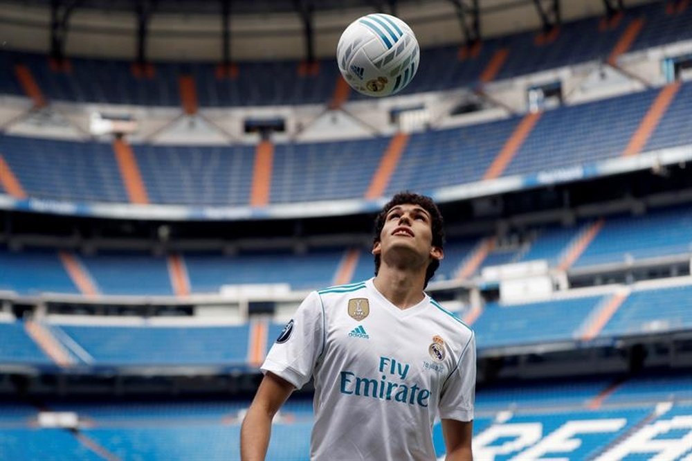 El debut oficial del central con el Madrid se ha hecho esperar. EFE