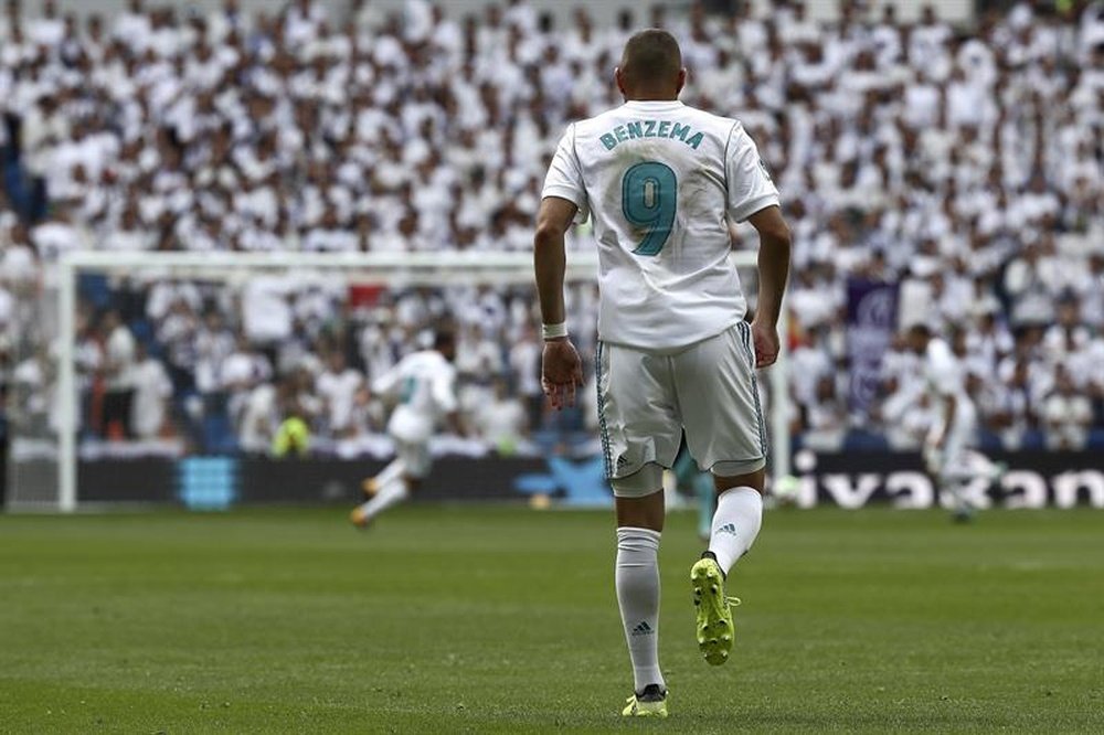 Benzema prolonge avec le Real Madrid jusqu'en 2021. EFE