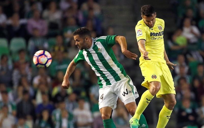 El Villarreal estrenó su nueva tribuna en el duelo ante el Betis