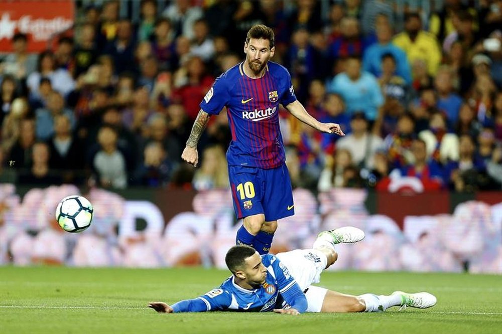 Messi scored 3 in Barcelona's thrashing of Espanyol on Saturday. EFE