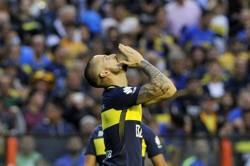 Benedetto escenifica el gran momento de Boca Juniors. EFE