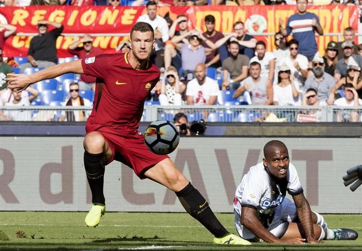 La Roma machaca al Udinese y olvida la lejana derrota ante el Inter