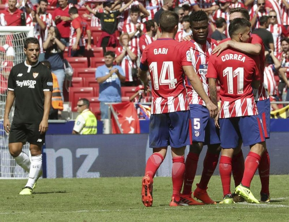 El Atlético se ha cambiado de casa, pero su espíritu se mantiene intacto. EFE