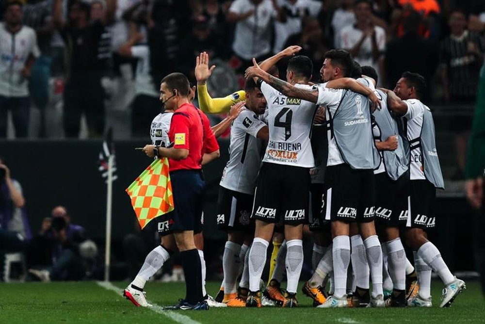 L'équipe des Corinthians devrait renforcer son lien avec Fagner. EFE