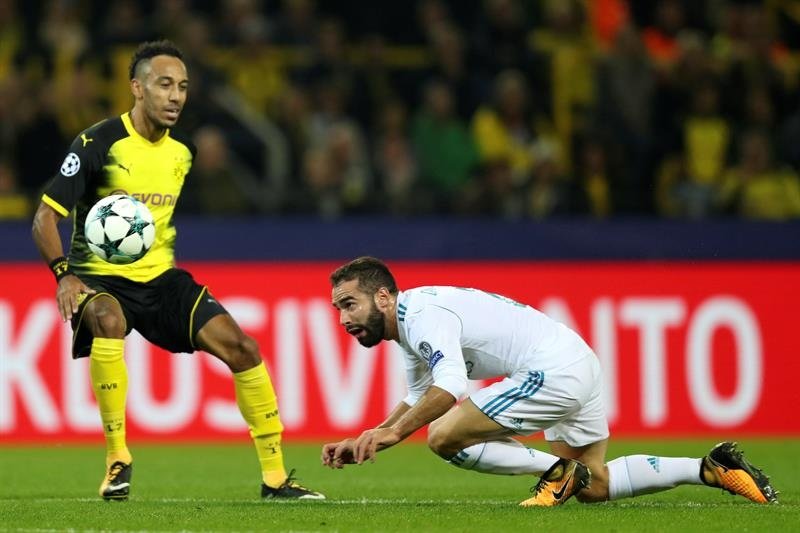 Carvajal podría perderse el próximo partido de Champions ante el Tottenham. EFE/Archivo