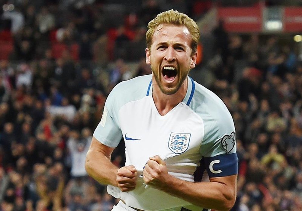 Real Madrid are lining up a huge swoop for Kane. EFE