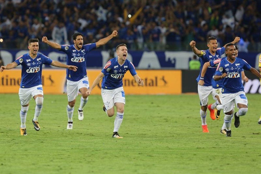 En la imagen, jugadores de Cruzeiro. EFE/Archivo