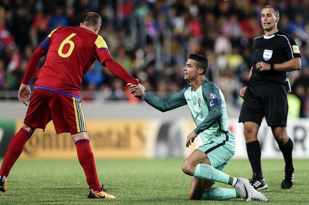 Cristiano peut ne pas disputer le match aller en barrages s'il obtient un nouveau carton jaune. EFE