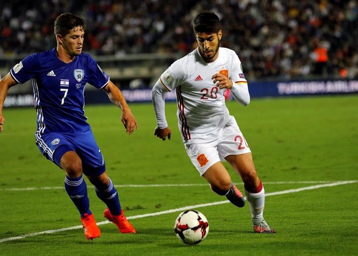 Lacklustre Spain close qualifying campaign with a win