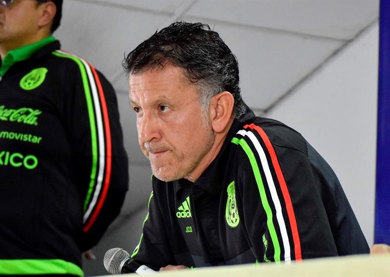 Osorio negó que México vaya a salir relajado. EFE