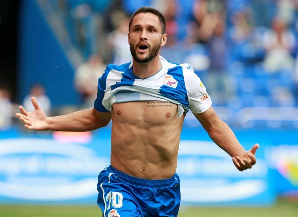 Florin Andone brilhou na Liga antes de ir à Inglaterra. EFE/Archivo