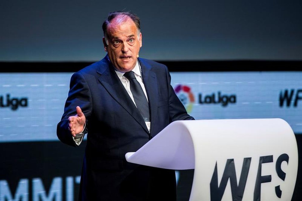 Tebas, añadiendo más leña al fuego en la cuestión catalana. EFE