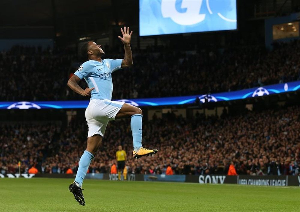 Sterling celebrates scoring the opener for City. EFE