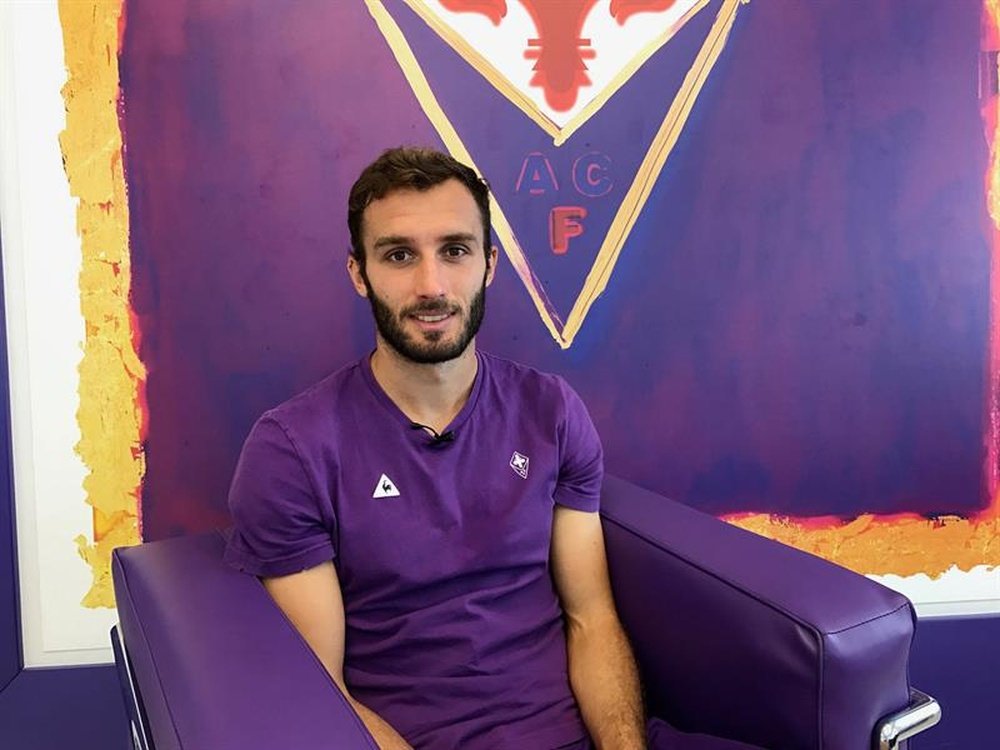 Germán Pezzella seguirá siendo de la Fiorentina. EFE/Archivo