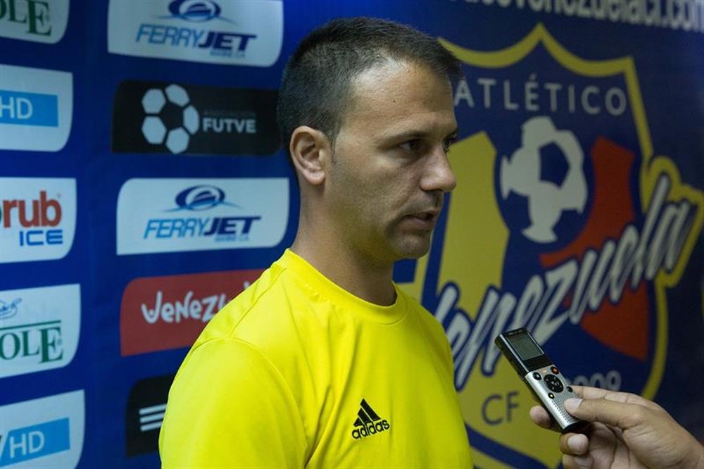Alex Pallarés, entrenador del Atlético Venezuela, habló de los resultados cosechados. EFE/Archivo