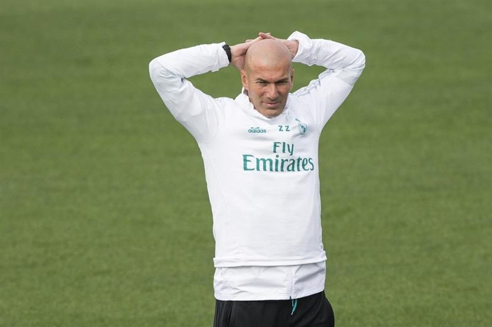 Enzo Zidane não tem conseguido seguir os passos do seu pai. EFE