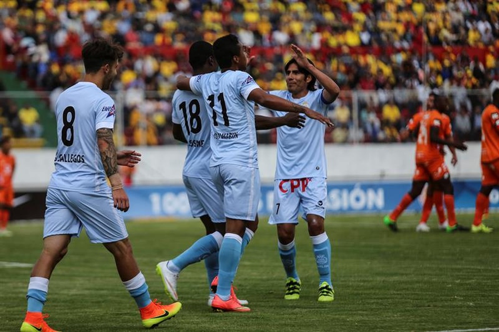 Real Garcilaso y UTC, negados de cara a puerta. EFE/Archivo