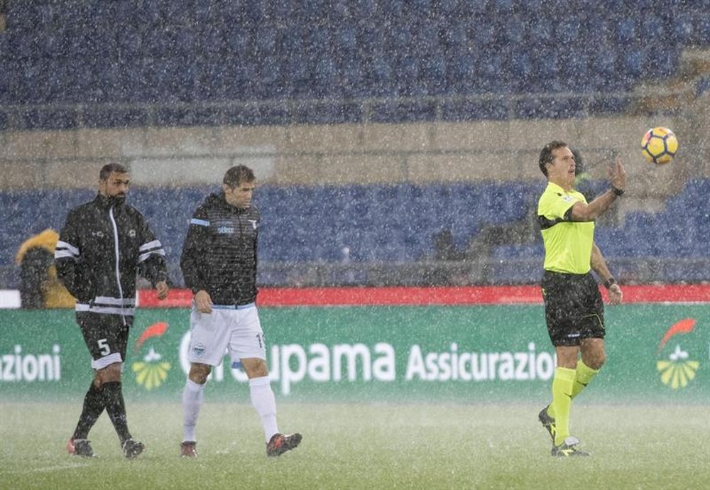 Lazio's clash against Udinese was postponed after a downpour. EFE/EPA