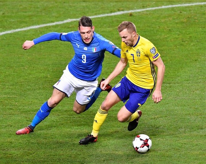 Sebastian Larsson deja la Selección de Suecia