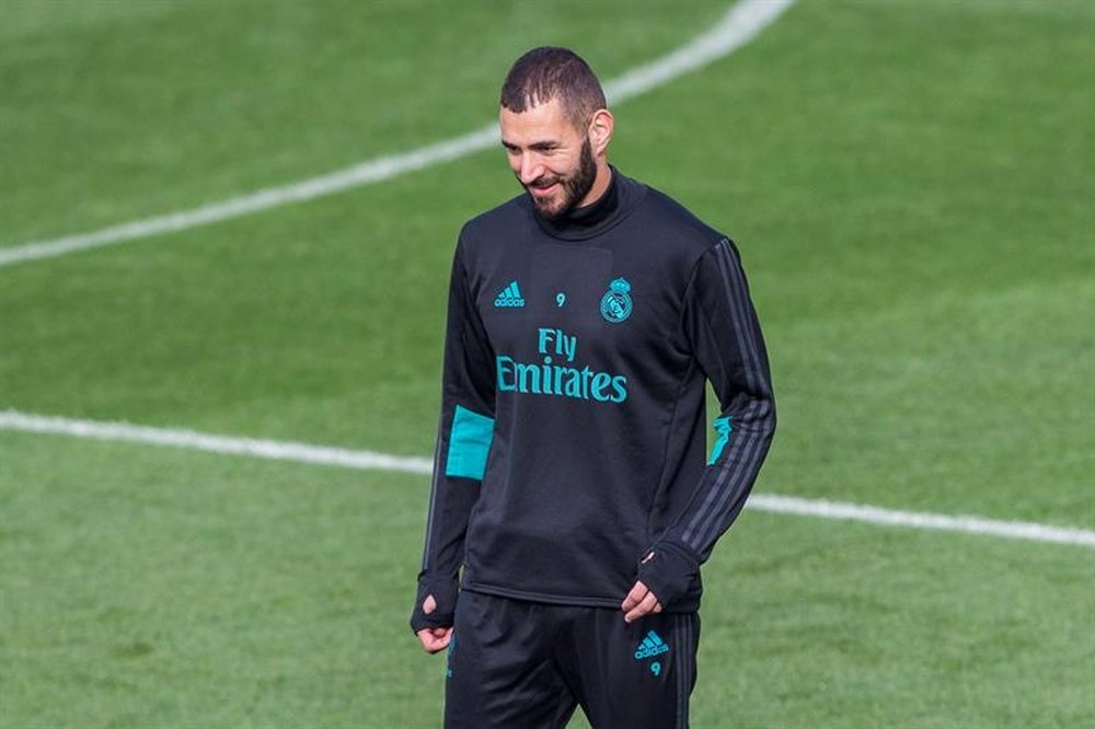 Benzema revelou desentendimento com Mourinho. EFE