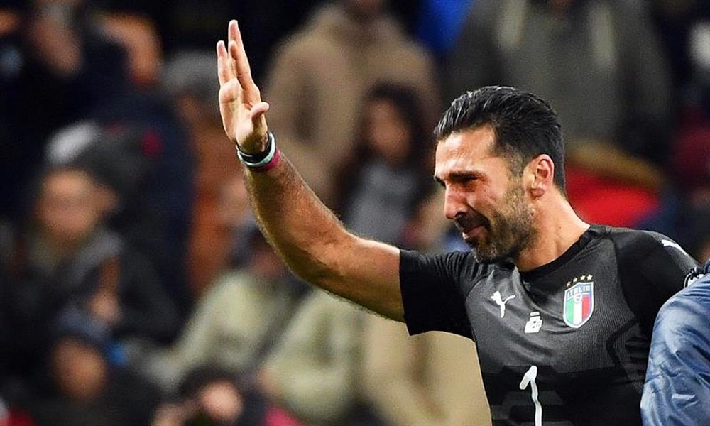 Allegri says Buffon is still recovering from Italy's World Cup play-off defeat. EFE