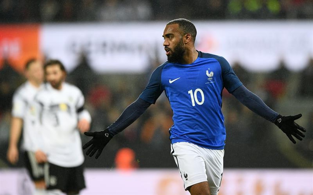 Lacazette s'est fait une raison. AFP