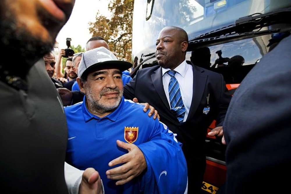 Maradona atizó a Argentina tras perder ante Nigeria. EFE