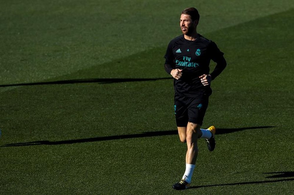 El objetivo es que Ramos pueda jugar en Mestalla. EFE/Archivo